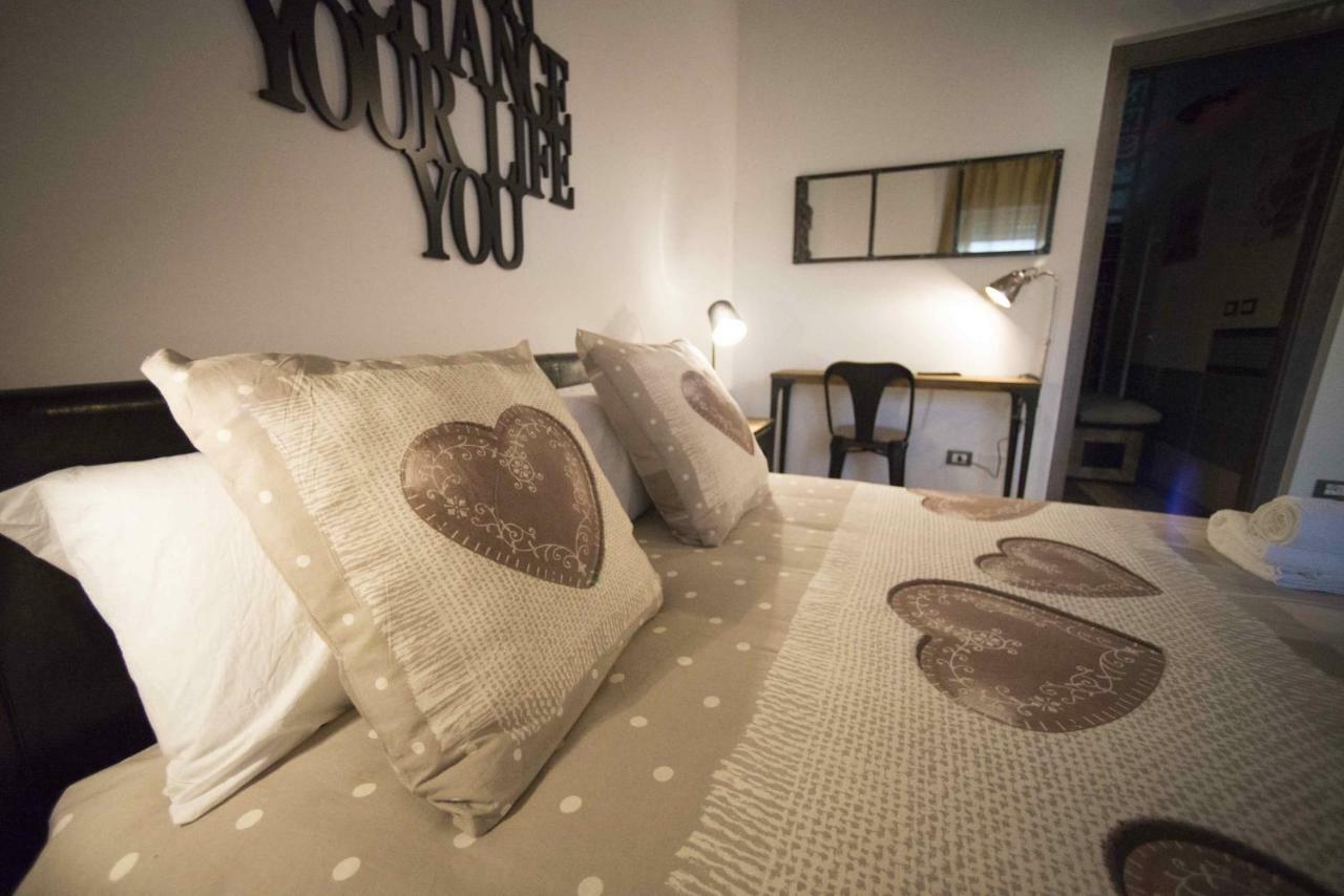 Cristiano Hotel Cosenza Buitenkant foto