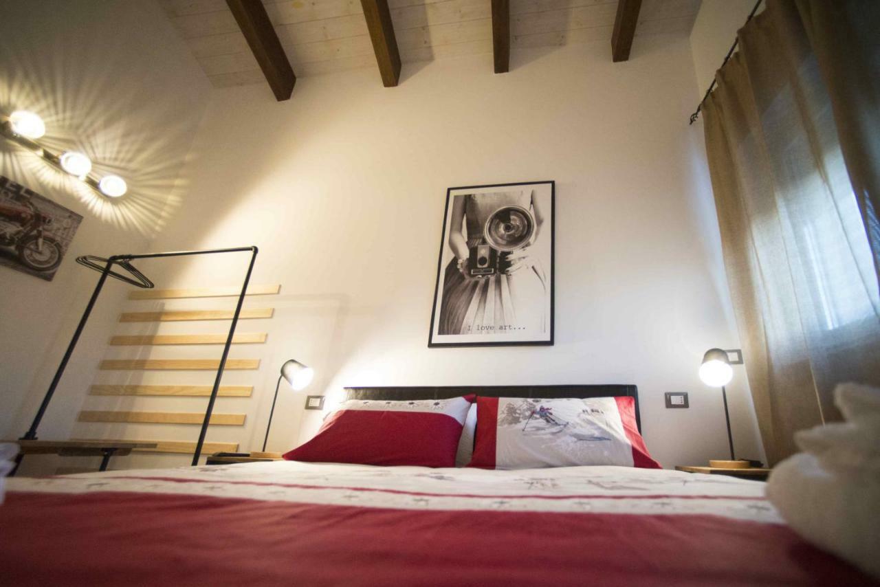 Cristiano Hotel Cosenza Buitenkant foto