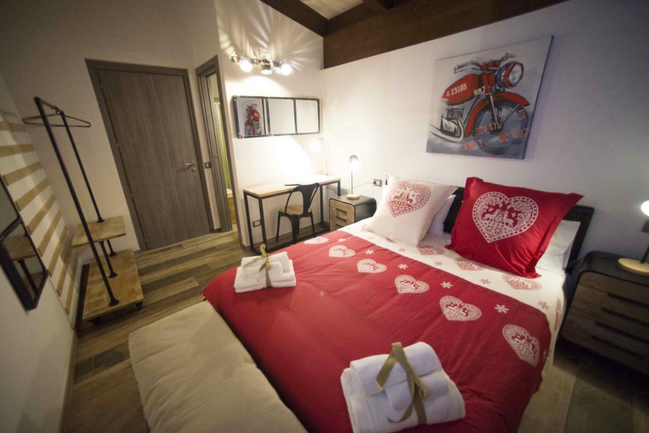 Cristiano Hotel Cosenza Buitenkant foto