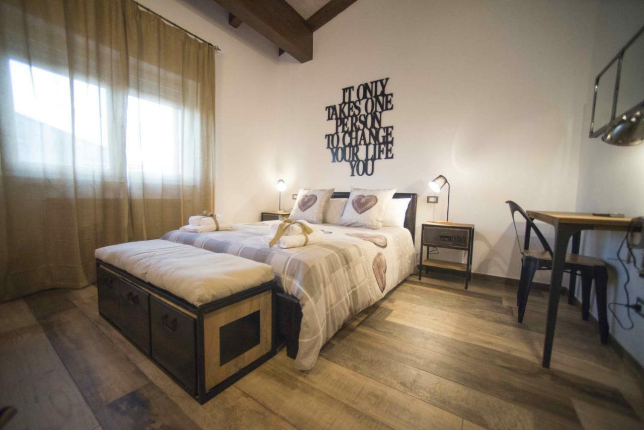 Cristiano Hotel Cosenza Buitenkant foto